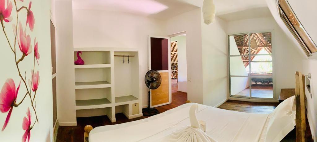 Lazy Beach House Kiwengwa  Phòng bức ảnh